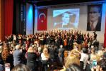 Atatürk’ü anma konseri duygu seline sahne oldu.